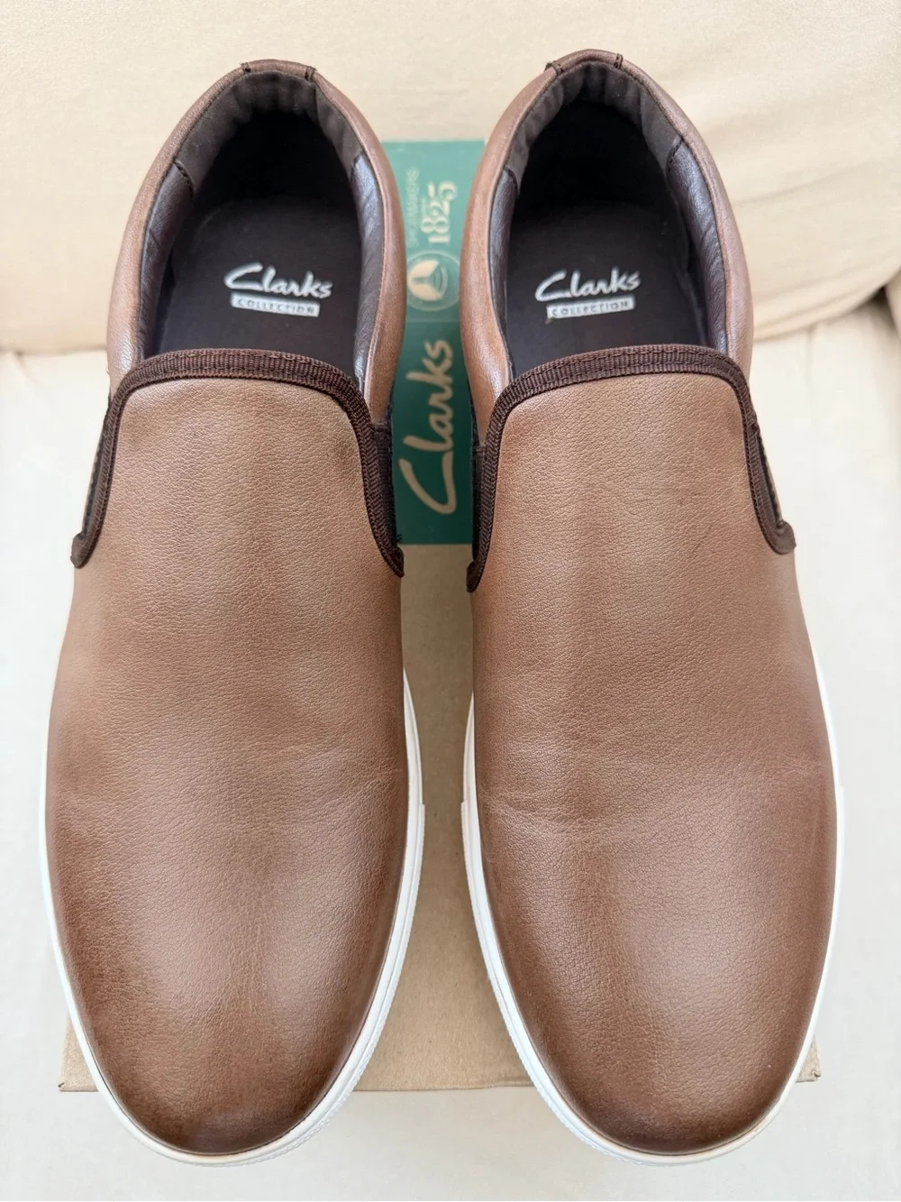 Clarks Men’s Brown Leather Slip-On Sneakers